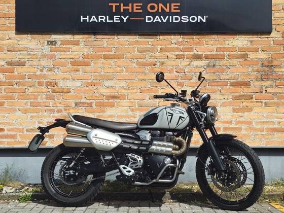 TRIUMPH SCRAMBLER 1200 XE 